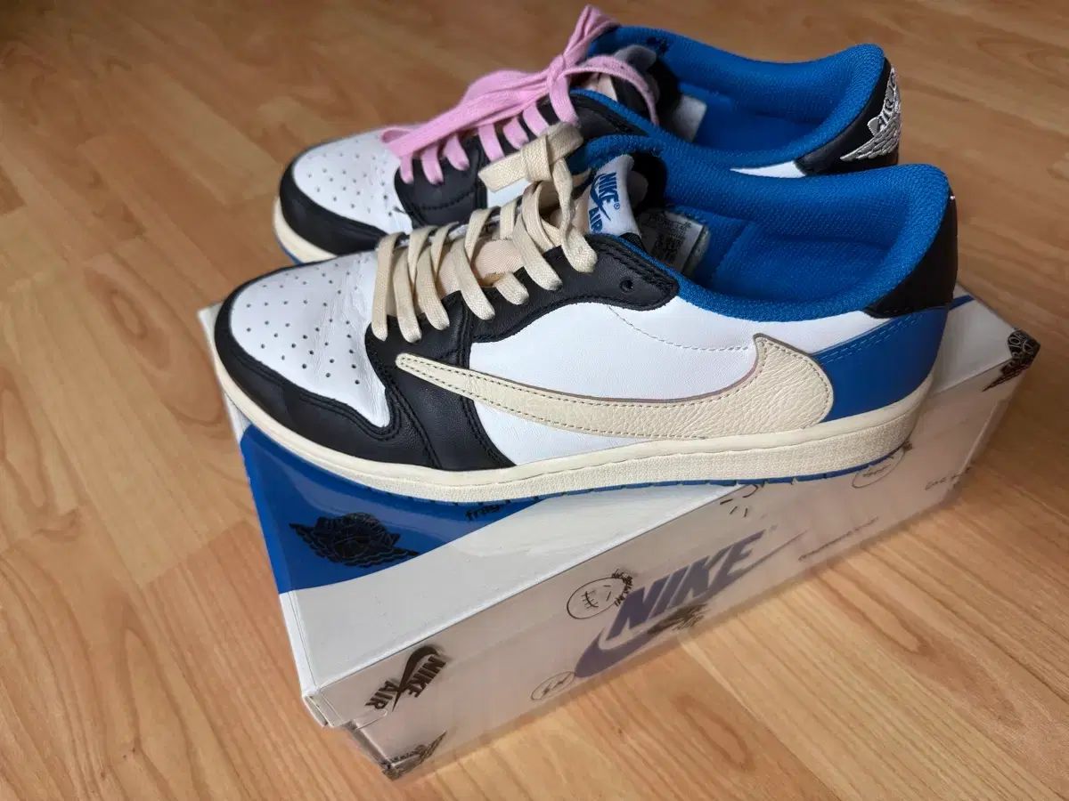 (265) NIKE フラグメント デザイン スコット ロー
