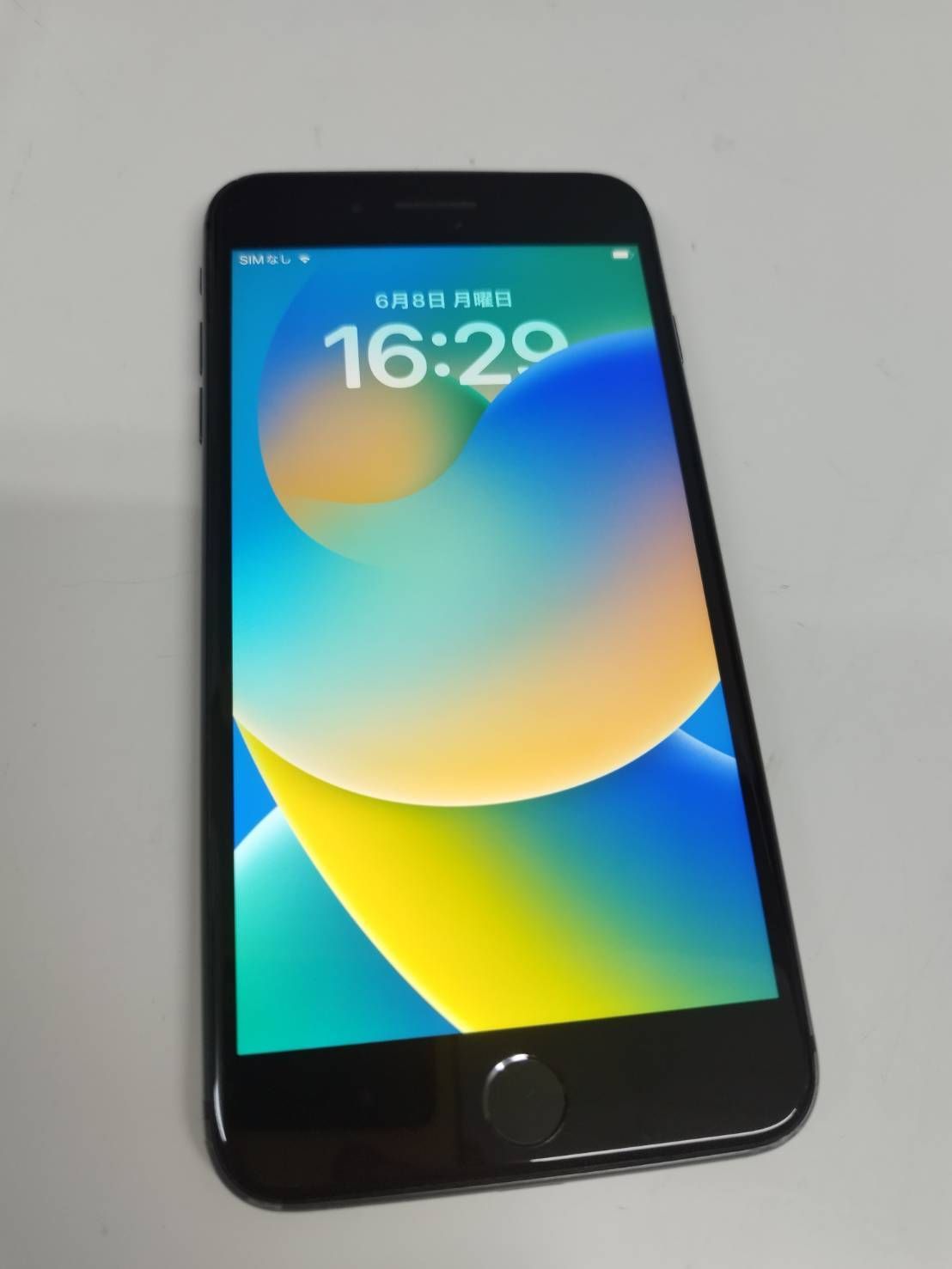 【SIMフリー】iPhone 8 Plus/A1898/256GB/スペースグレイ〈MQ9N2J/A〉
