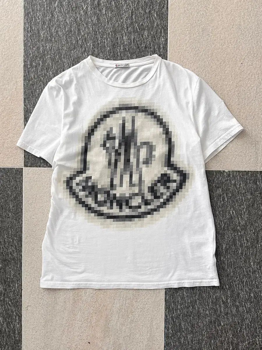 MONCLER モンクレール ワッペン ビックロゴ 半袖 Tシャツ