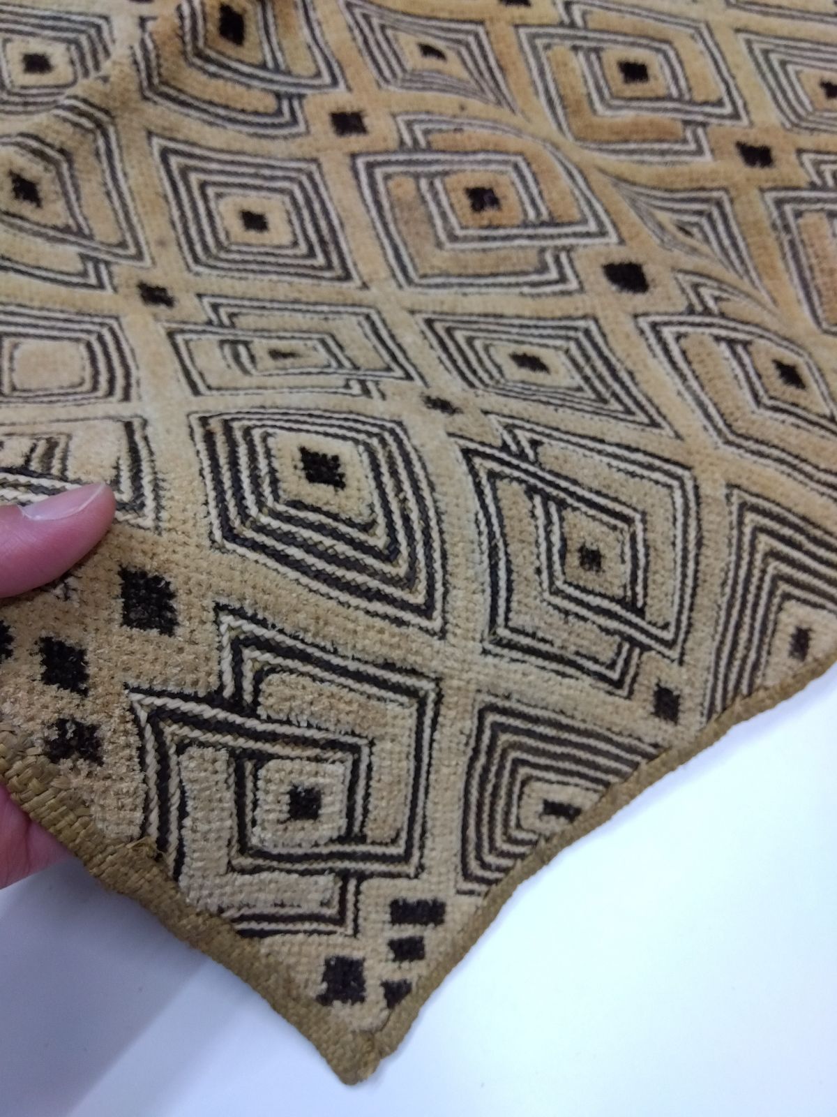 クバ布（Kuba cloth） 56㎝×60㎝