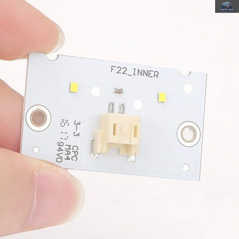 BMW 2シリーズ F87 F22 F23 2014-2017 LCI キセノンヘッドライト LEDエンジェルアイ ヘッドライト デイライト 63117388923 63117388924 738