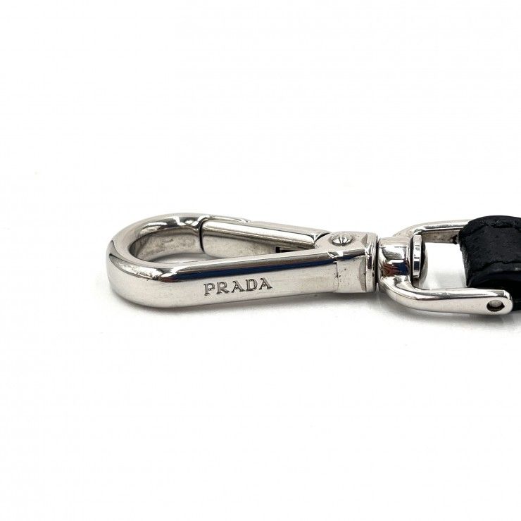 PRADA（プラダ）ロゴ バッグチャーム キーホルダー サフィアーノレザー
