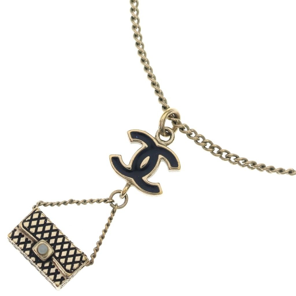 CHANEL (シャネル) ココマーク マトラッセモチーフ ネックレス ブラック×ゴールド GP 07P