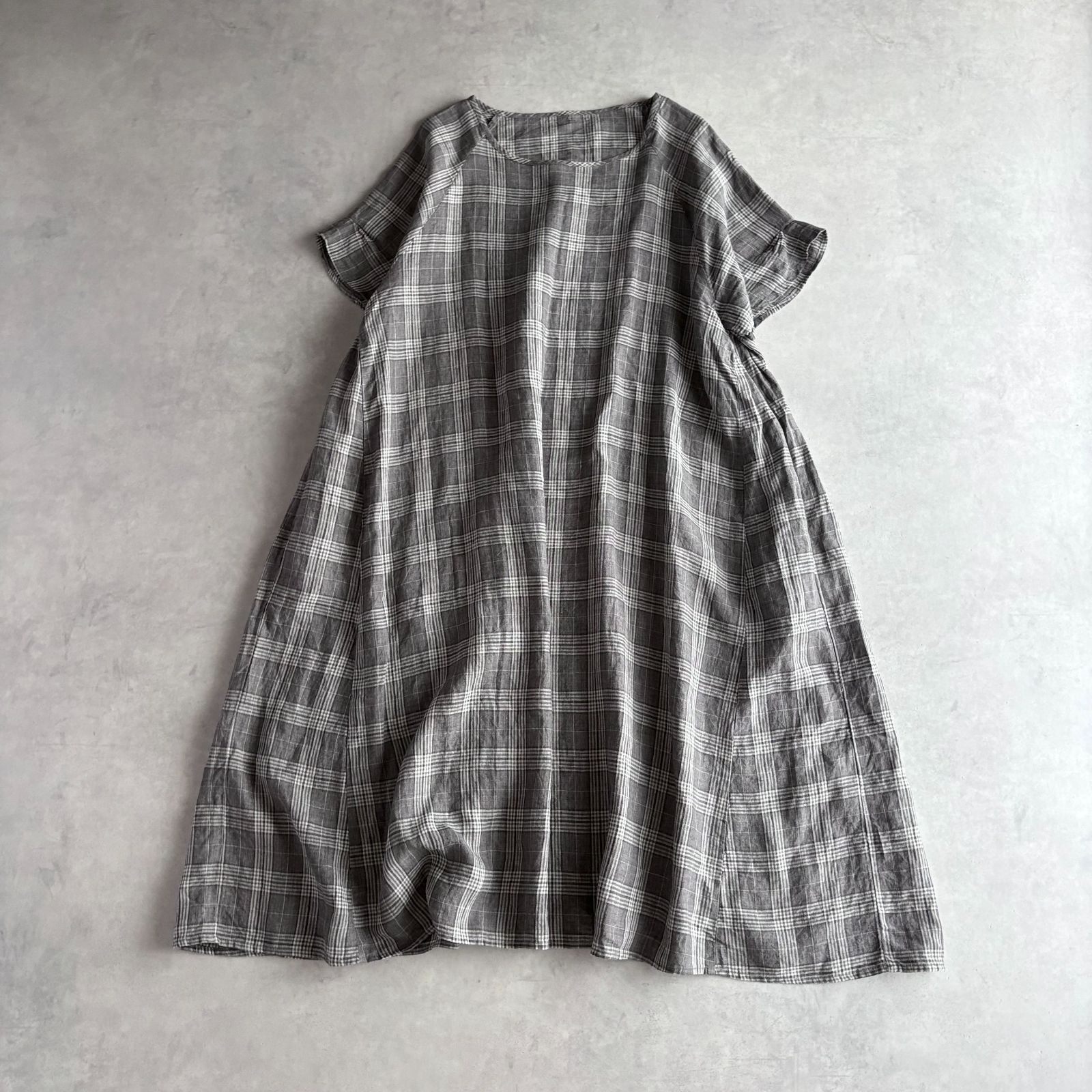 美品 / nest Robe ネストローブ / リネン100% 半袖 チェック Aライン ロングワンピース / レディース F フリーサイズ / グレー / 日本製 / シャツワンピース