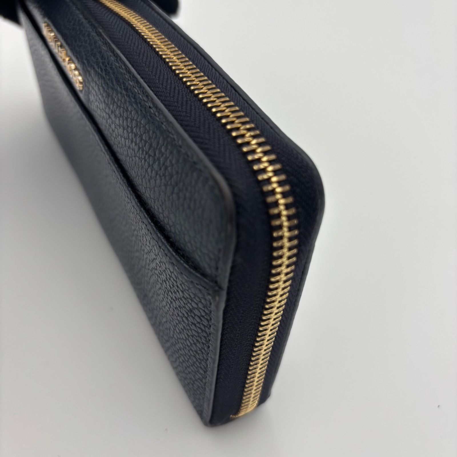 美品】マイケルコース 長財布 ラウンドジップ ネイビー ゴールド 