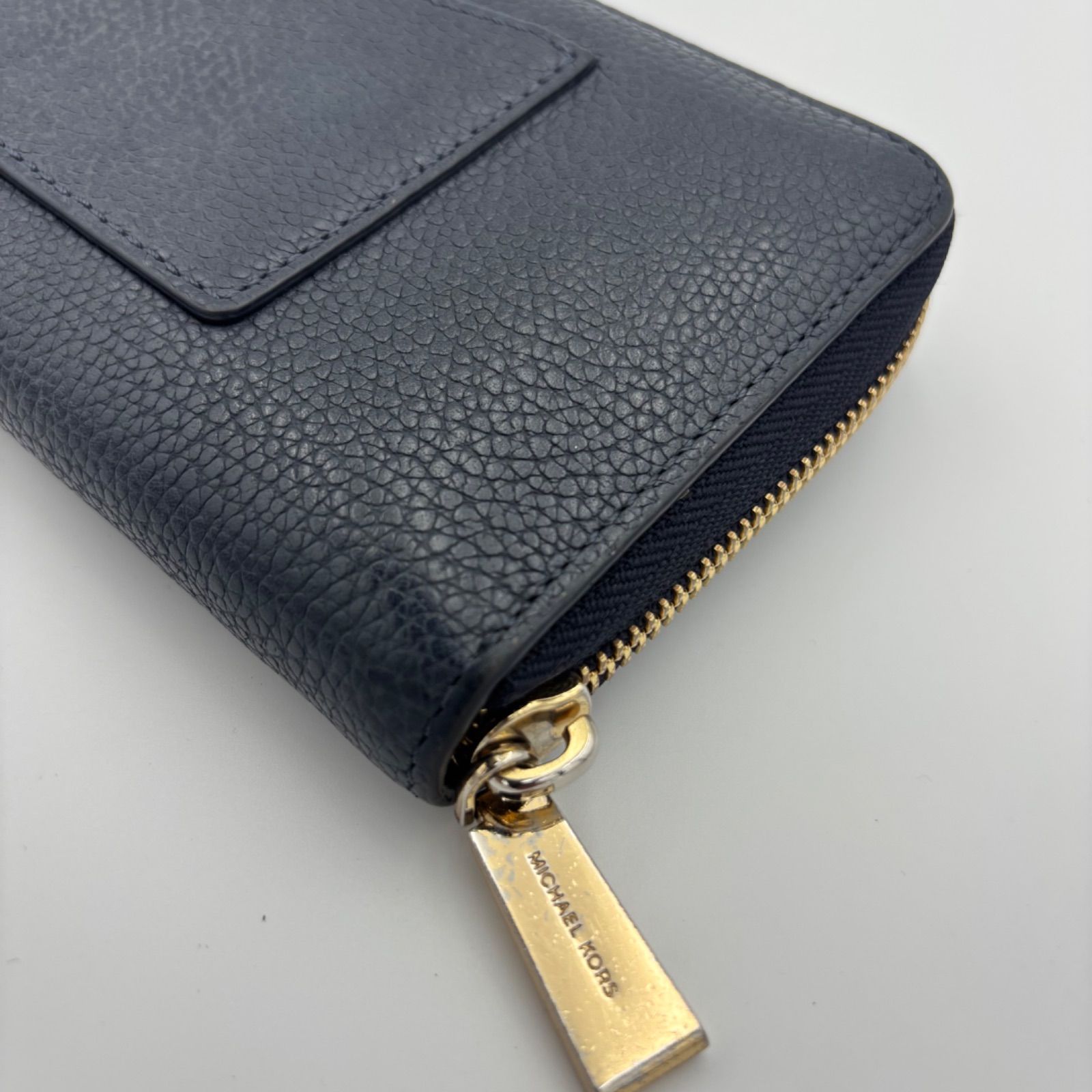 美品】マイケルコース 長財布 ラウンドジップ ネイビー ゴールド 