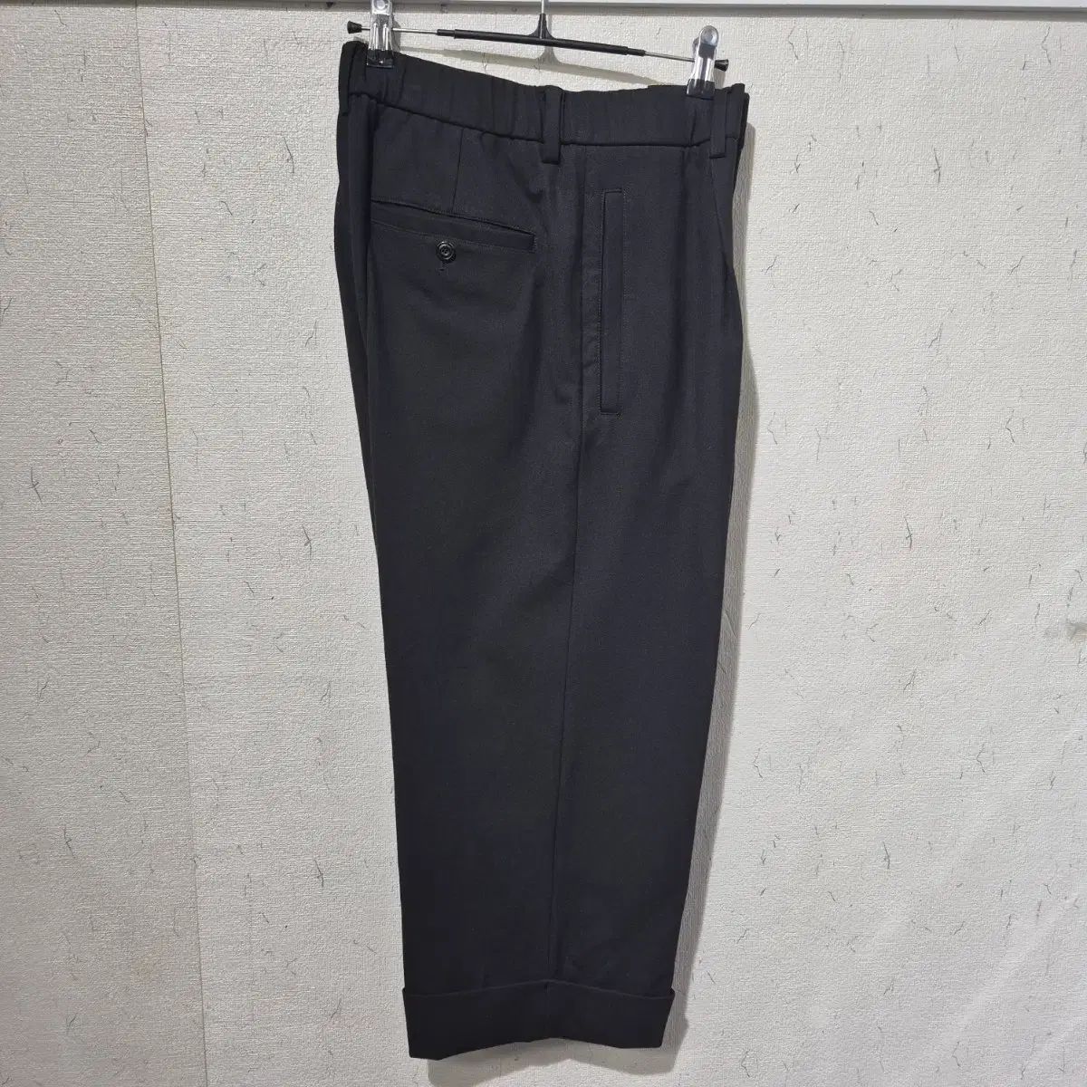 TIME HOMME 24ss ブラック スラックス 밴딩 ズボン