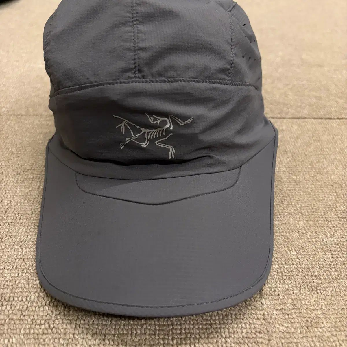 ARC'TERYX アークテリクス アークス IN インセンド ハット チャコール
