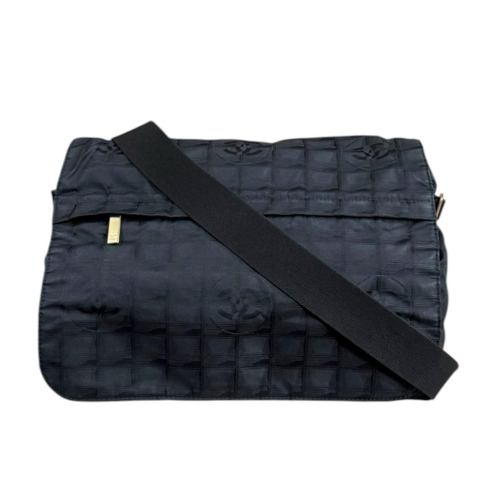 シャネル ニュートラベル ショルダーバッグ ナイロンジャガード A29348 ブラック レディース CHANEL 中古 シャネル