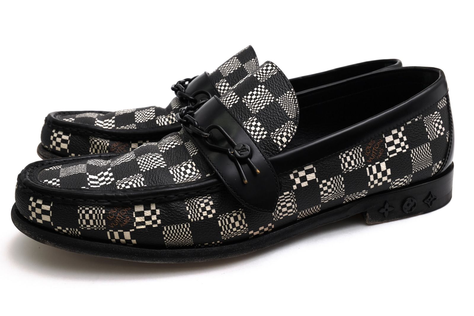 ヴィトン／Louis Vuitton コインローファー ペニーローファー シューズ 靴 メンズ 男性 男性用 レザー 革 本革 ブラック 黒 1A8Q0A Damier Distorted Loafer マッケイ製法