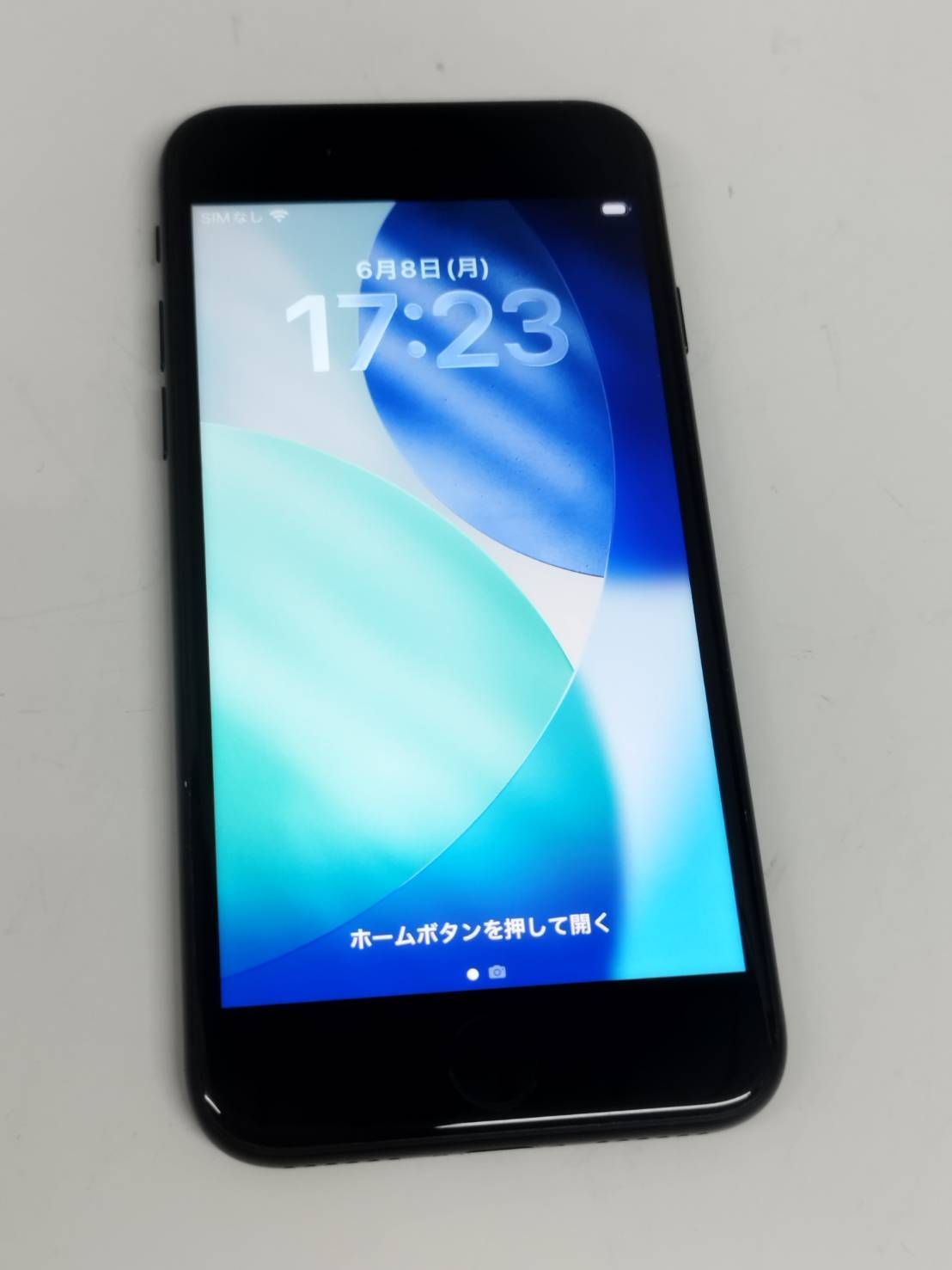 【良品】iPhone SE 第3世代/SIMフリー/A2782/64GB/ミッドナイト〈MMYC3J/A〉バッテリー86％ (1)