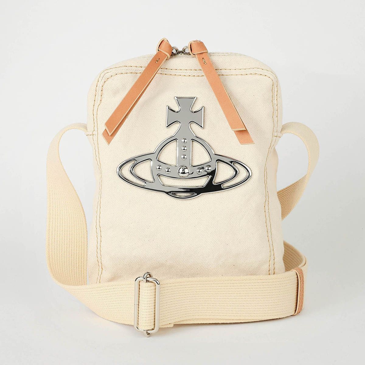 新品 ヴィヴィアン ウエストウッド Vivienne Westwood ショルダーバッグ ナチュラル