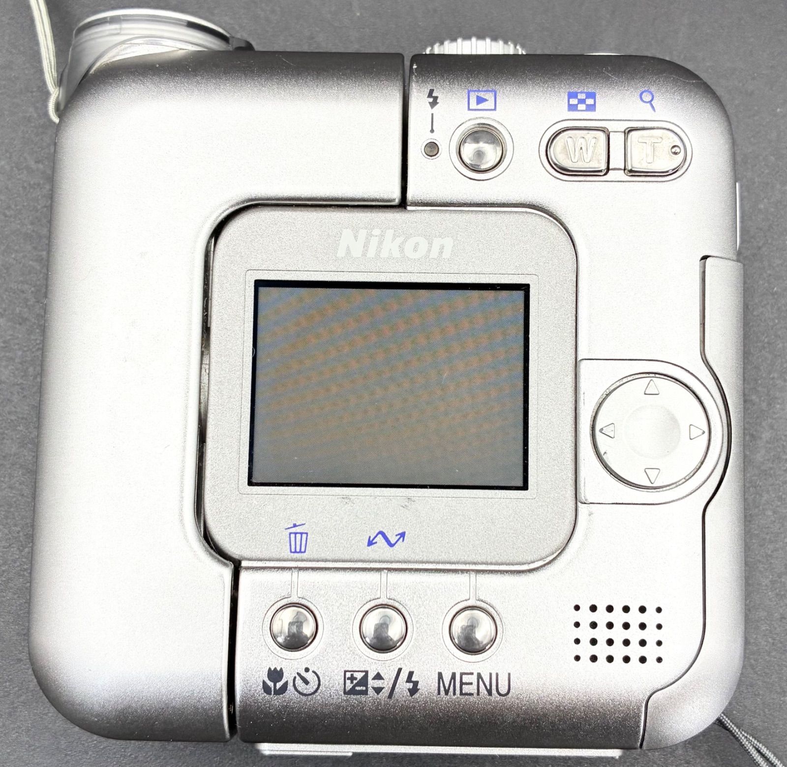 Nikon COOLPIX SQ コンパクトデジタルカメラ? - メルカリ