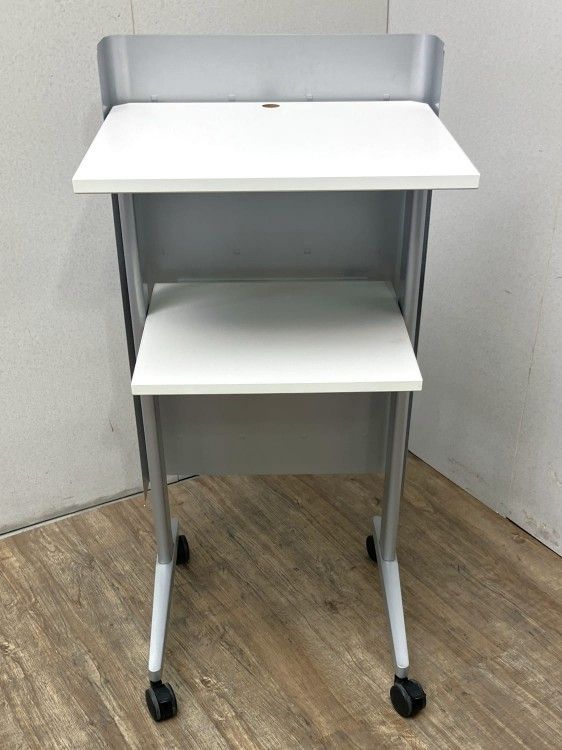 【中古品】コクヨ 演台 ホワイト