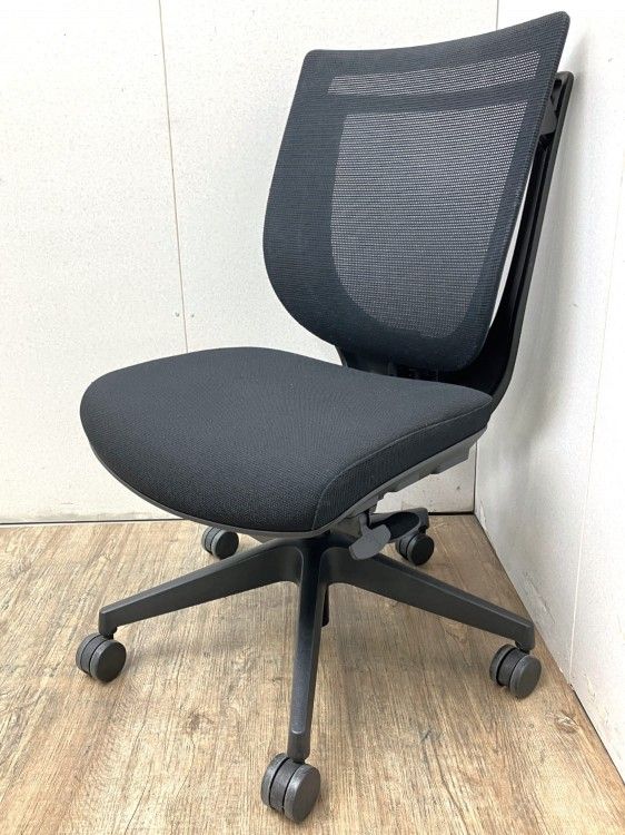 【中古品】アイリスチトセ VIGORチェア VIG-P50L0-MF-B H BK ブラック
