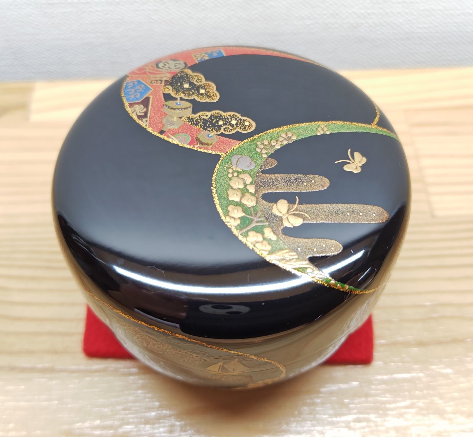 【逢絢亭・中古品】茶道具 棗 平棗 輪島塗 わらべうた蒔絵 内金散らし 真塗 木製 塗師 高崎秋峰 共箱入り