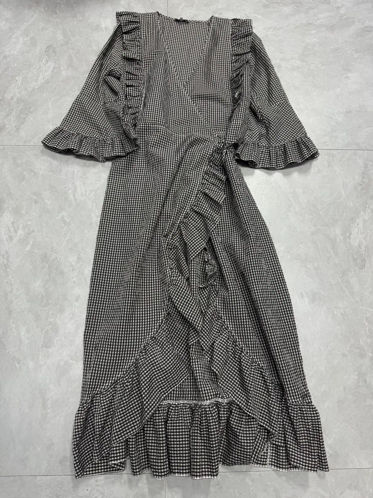 40 (L) ガニー GANNI 10,162円