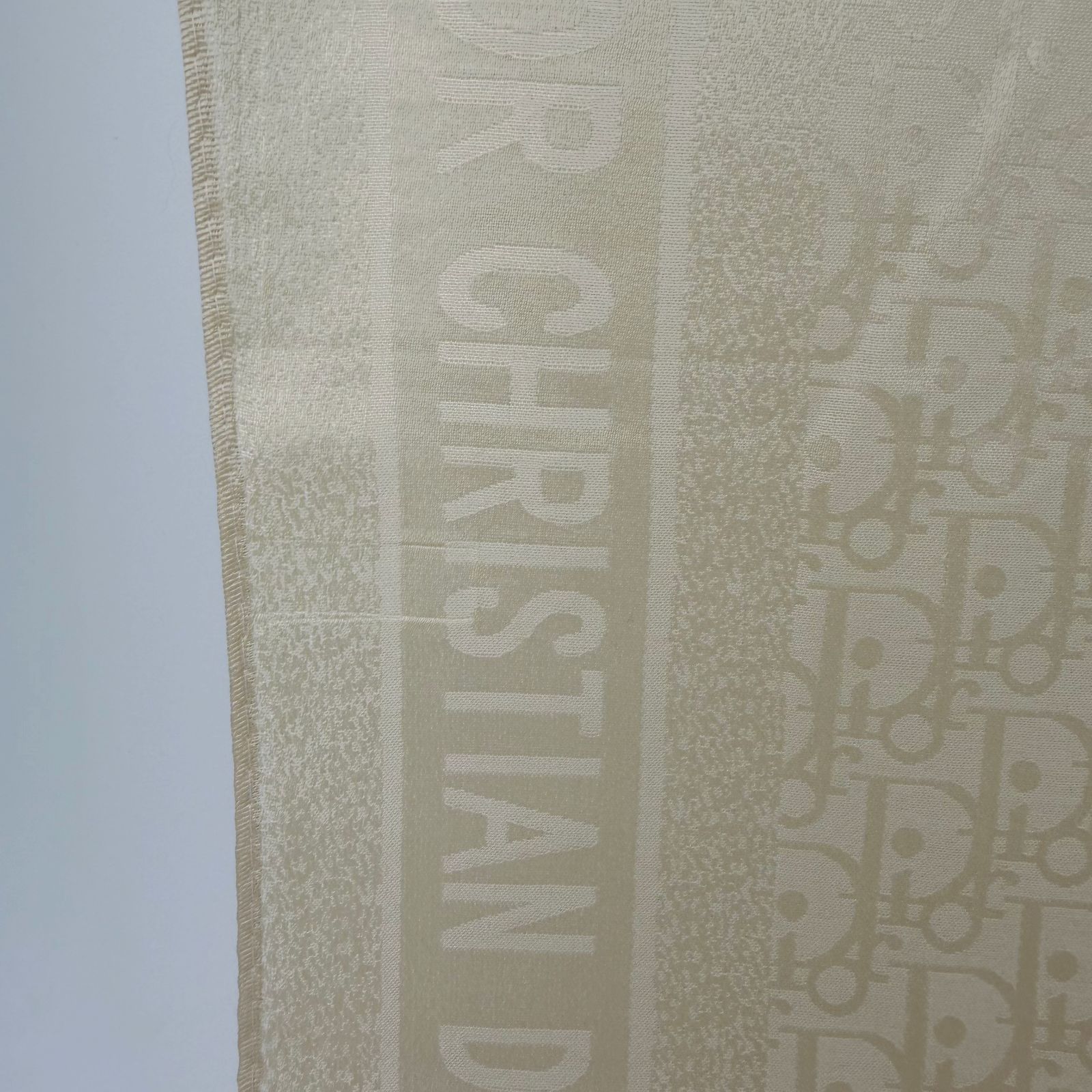 【中古】Christian Dior クリスチャン ディオール オブリーク ロゴ総柄 大判スカーフ スカーフ カシミヤ65% シルク35% アイボリー ベージュ ヴィンテージ レディース HIBUOCHI VINTAGE hboc260605a02-3 【中古】Christian Dior クリスチャン ディオール オブリーク ロゴ総柄 大判スカーフ スカーフ カシミヤ65% シルク35% アイボリー ベージュ ヴィンテージ レディース HIBUOCHI VINTAGE hboc260605a02-3