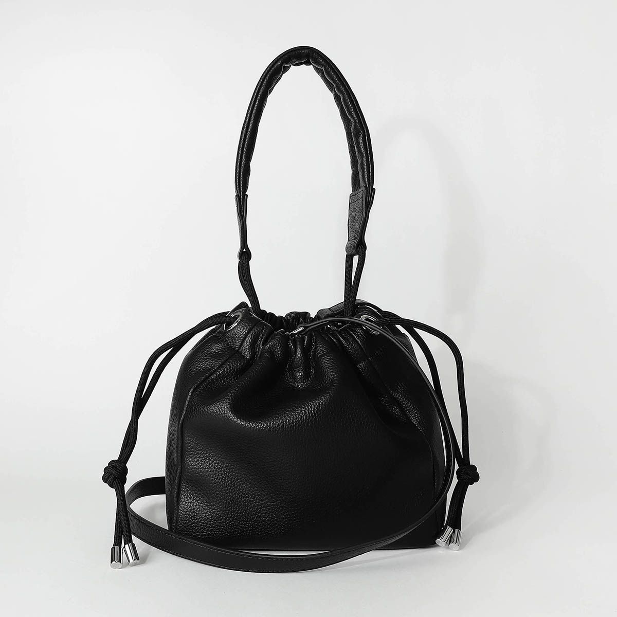 新品 ヴィヴィアン ウエストウッド Vivienne Westwood ハンドバッグ ブラック 新品 ヴィヴィアン ウエストウッド Vivienne Westwood ハンドバッグ ブラック