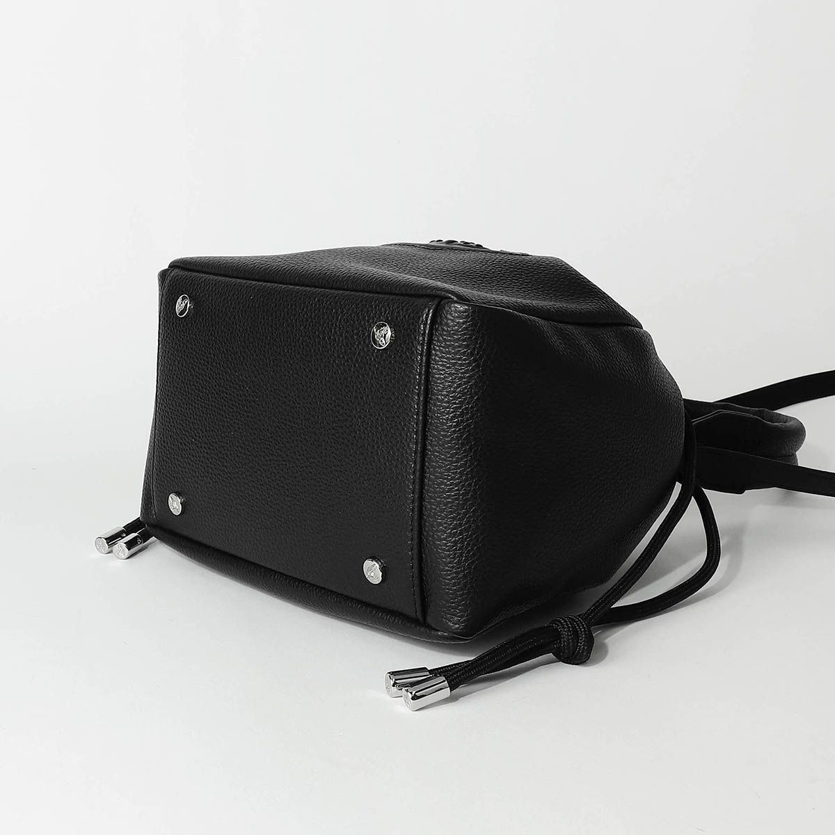 新品 ヴィヴィアン ウエストウッド Vivienne Westwood ハンドバッグ ブラック 新品 ヴィヴィアン ウエストウッド Vivienne Westwood ハンドバッグ ブラック