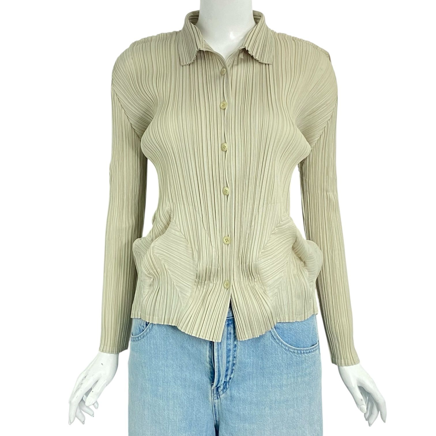 新品同様 ISSEY MIYAKE イッセイミヤケ PLEATS PLEASE プリーツプリーズ トップス カーディガン 立体デザイン サイズ3