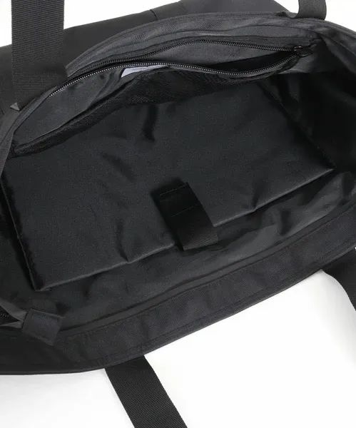 新品未使用【ADAMPATEK/アダムパテック】firm polyester tote bag【AP2429025】 新品未使用【ADAMPATEK/アダムパテック】firm polyester tote bag【AP2429025】