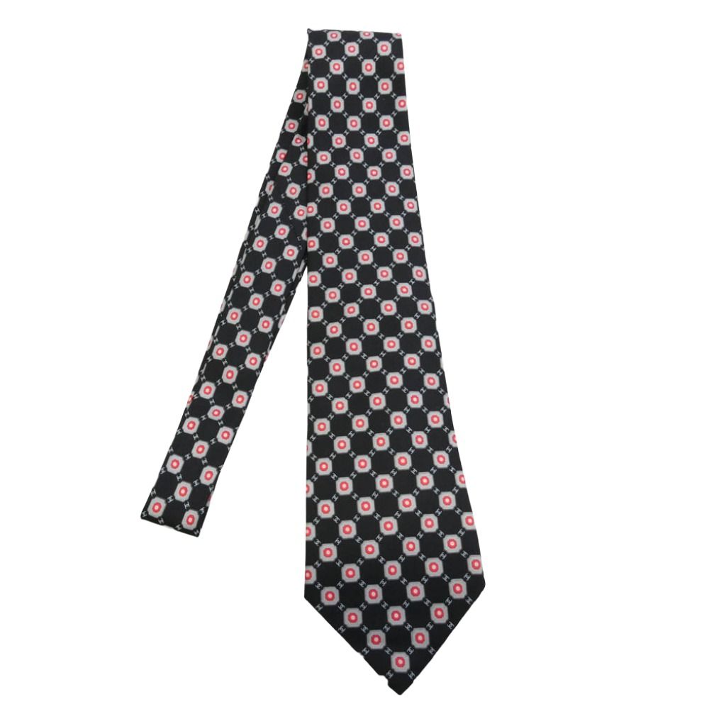 CHANEL シャネル 総柄 ココマーク ネクタイ ブラック系 レッド系【中古】 CHANEL シャネル 総柄 ココマーク ネクタイ ブラック系 レッド系【中古