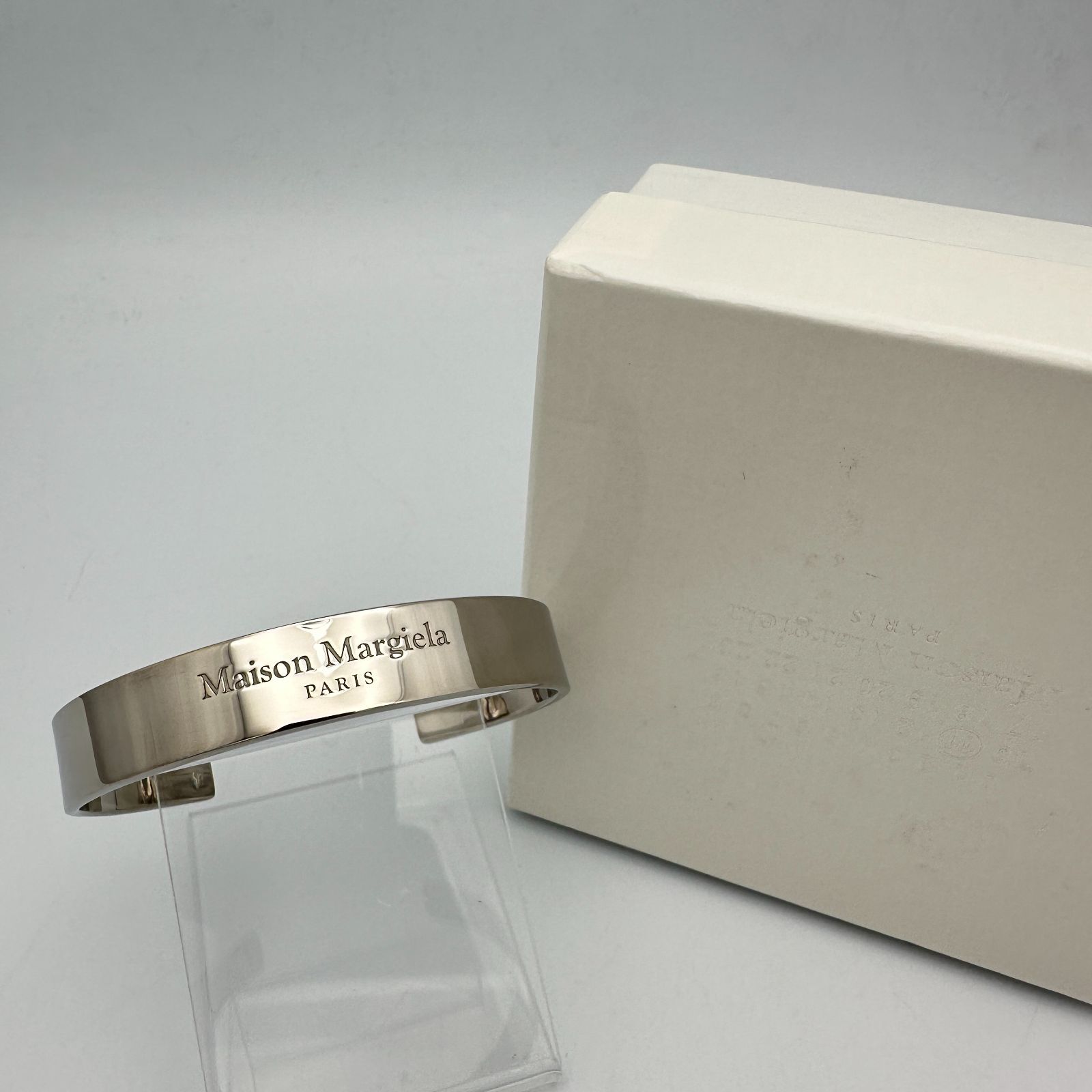 【新品・未使用】Maison Margiela メゾン マルジェラ カフ ブレスレット ワイドバングル MAM-SM1UY0081-SV0158951-05 サイズ15