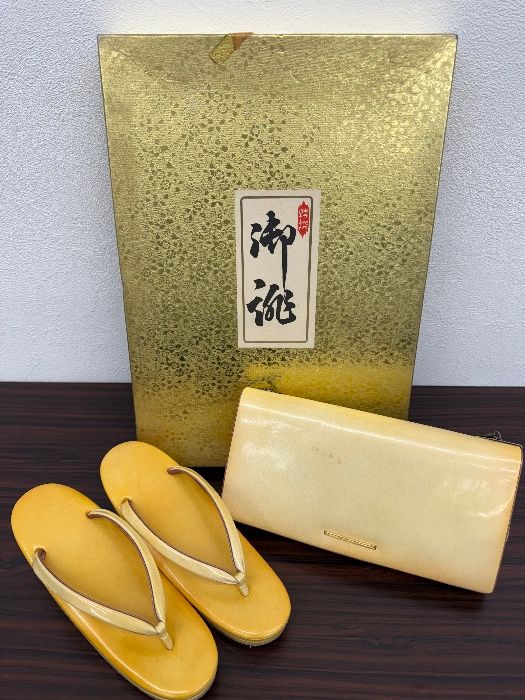 金鷲本舗 キンワシ印 和装用バッグ・草履セット - メルカリ
