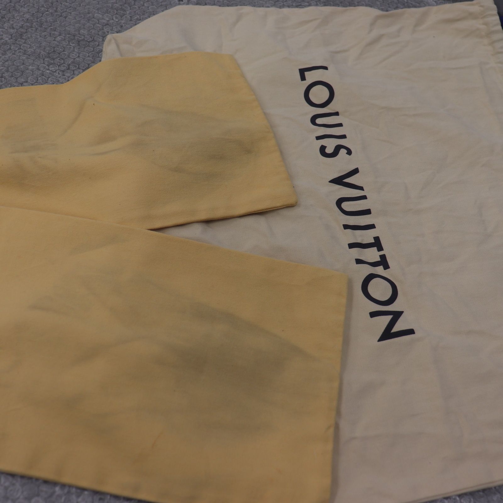 IT8C0TKLNOOO LOUIS VUITTON ルイヴィトン 保存袋 巾着袋 大小 収納