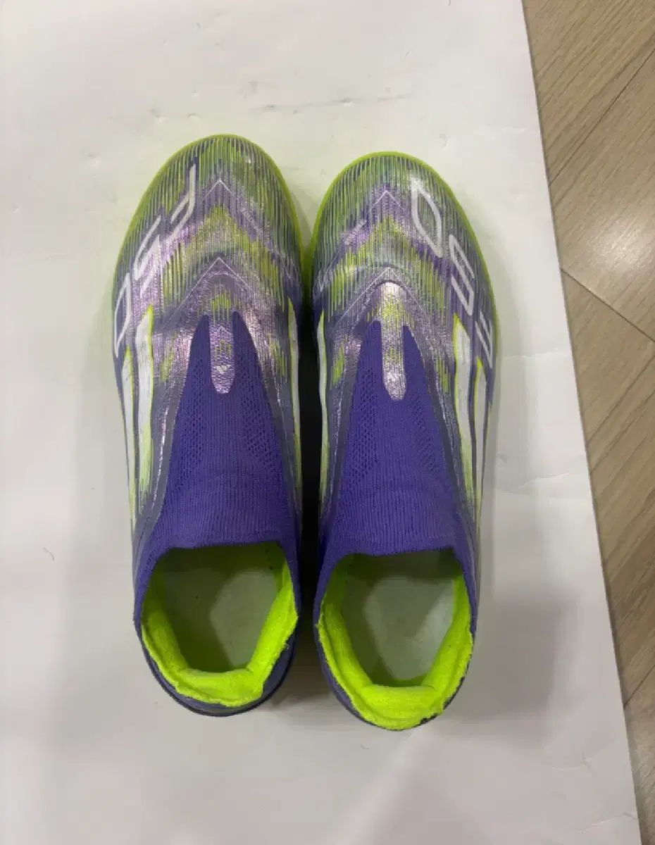 アディダス f50 tf 255