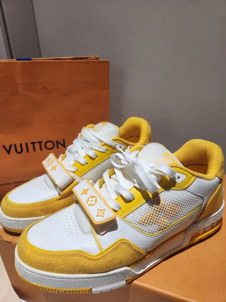 (S級/正規品) Louis Vuitton ルイヴィトン LVトレーナー スニーカー 出品
