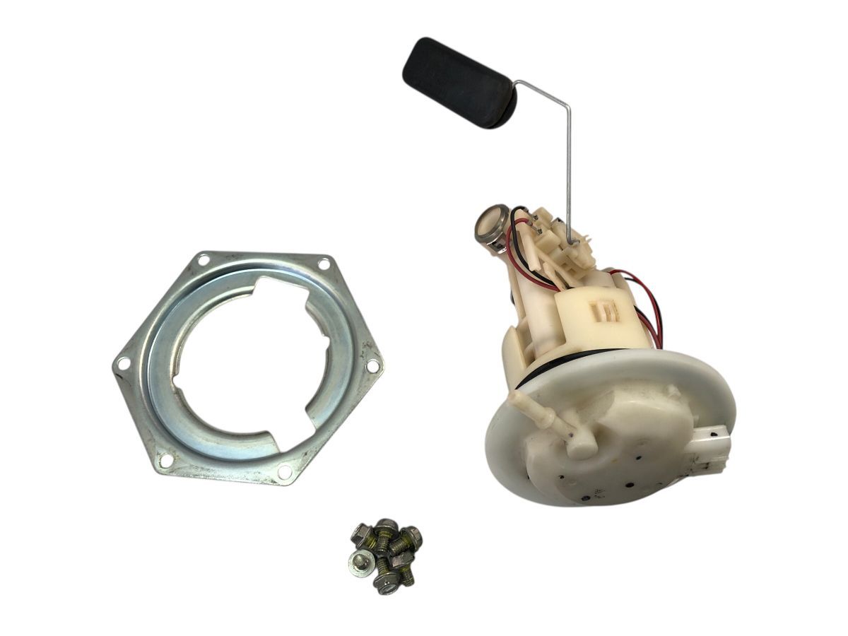 kawasaki　Ninja　ニンジャ250SL　フューエルポンプ　希少品　作動OK　交換　補修にも（中古）2924-N3501