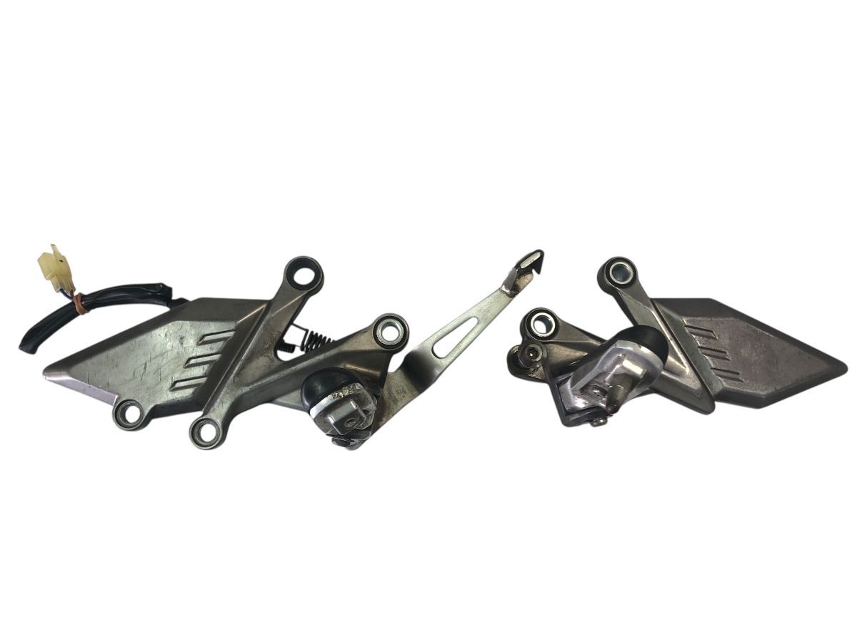 kawasaki　Ninja　ニンジャ250SL　ステップ　左右　ブレーキペダル　センサー　プレート　絶版希少品　曲がり無し（中古）2924-N3504 21,754円