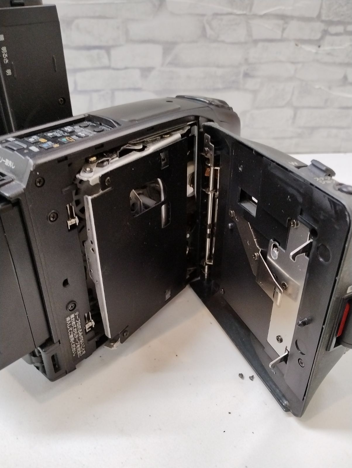 F3-94】◇中古 Panasonic NV-X100 S-VHS-C ビデオカメラ - メルカリ