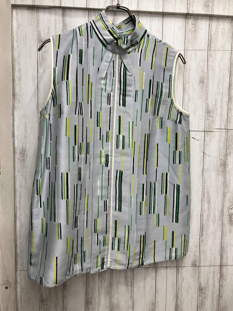 PRADA P921C S161 1LMA／ノースリーブシャツ 洋服
