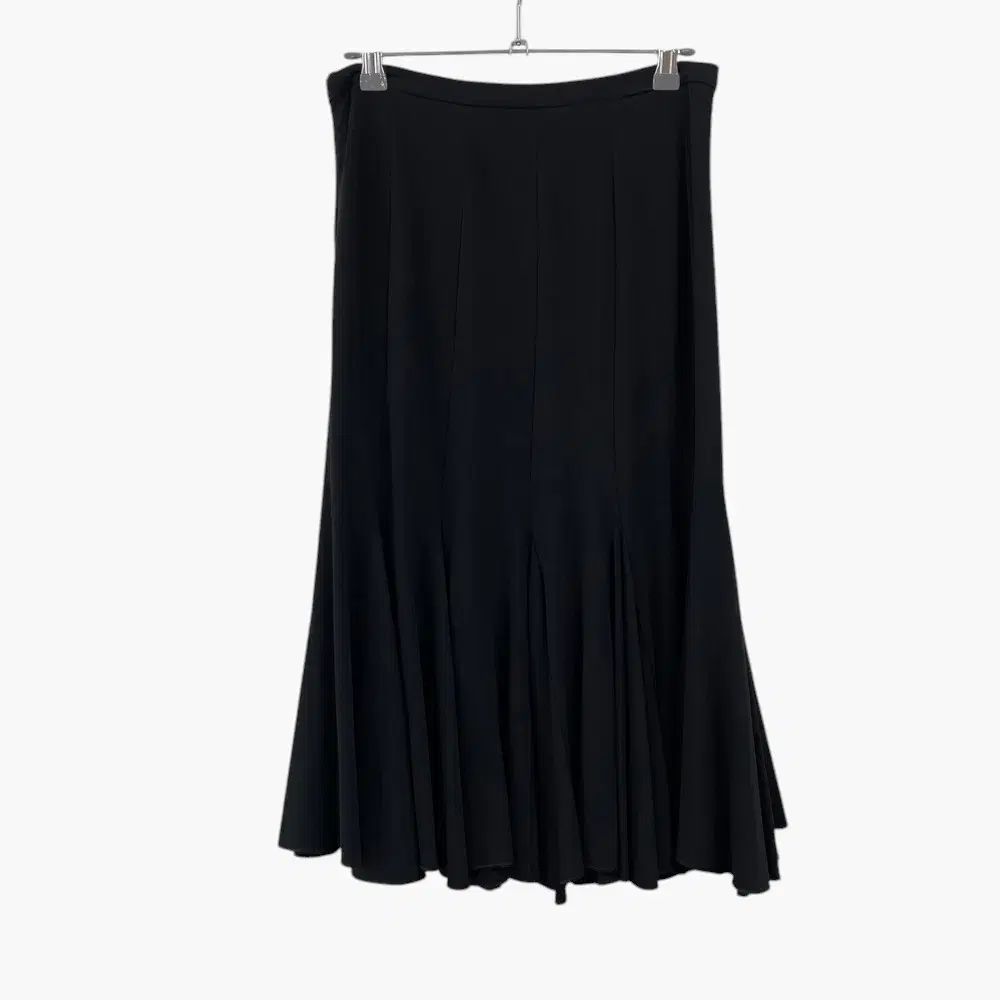 GIORGIO ARMANI(ジョルジオ アルマーニ) ブラック フレア マーメイド スカート 42 7,763円