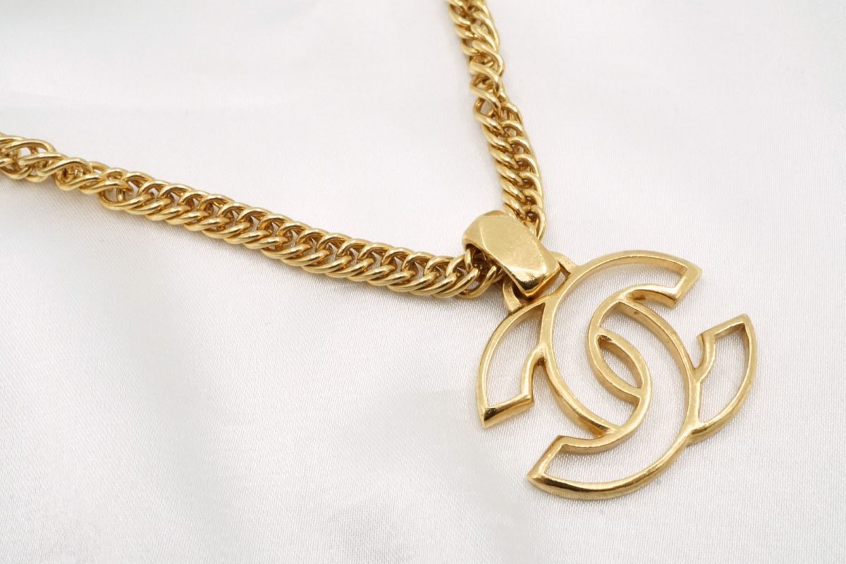 シャネル ヴィンテージ 98A ココマーク ネックレス ペンダント チェーン アクセサリー メッキ 金 ゴールド CHANEL 6768j