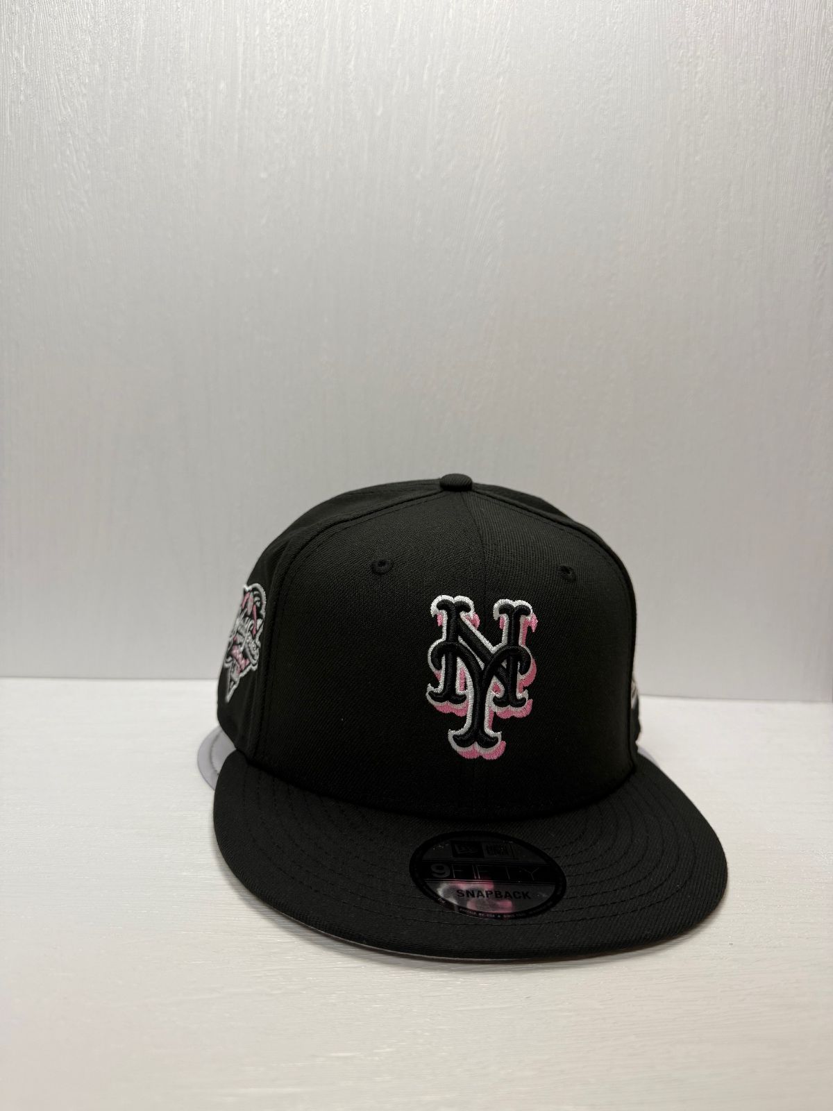 ニューエラ ニューヨークメッツ ワールドシリーズ2000 9fifty スナップバックキャップ ブラックカラー