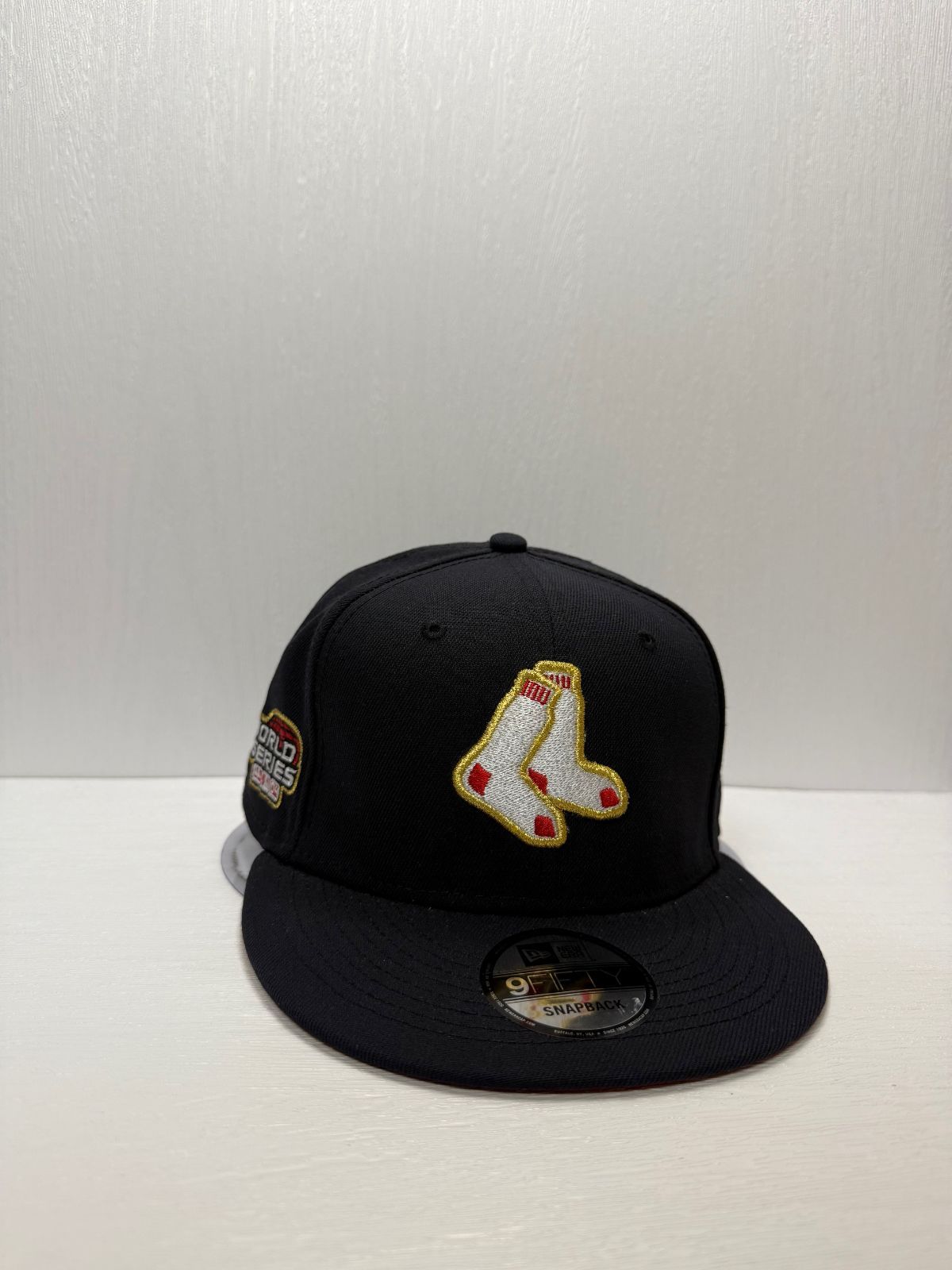 ニューエラ ボストンレッドソックス ワールドシリーズ2004 9fifty スナップバックキャップ ネイビーカラー