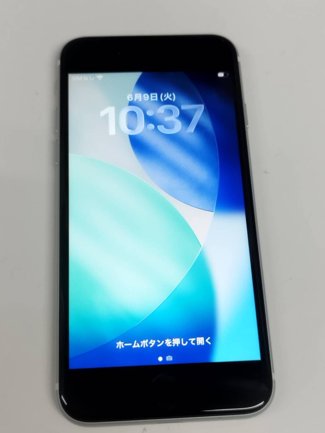 【SIMフリー】iPhone SE 第2世代/A2296/64GB/ホワイト〈MHGQ3J/A〉(1)