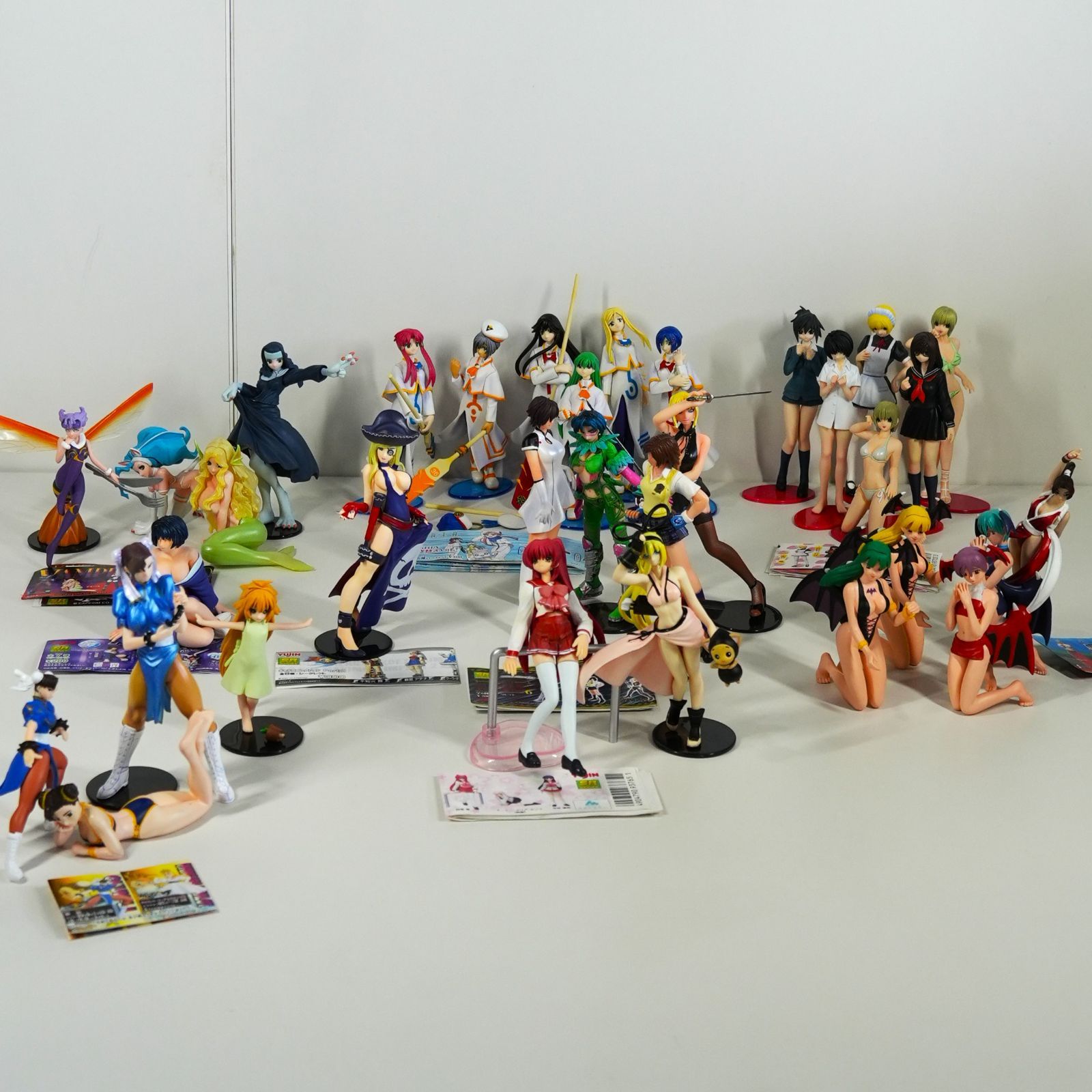 IM] ジャンク品 カプセル プライズ フィギュア 33体セット 総重量約1.3 