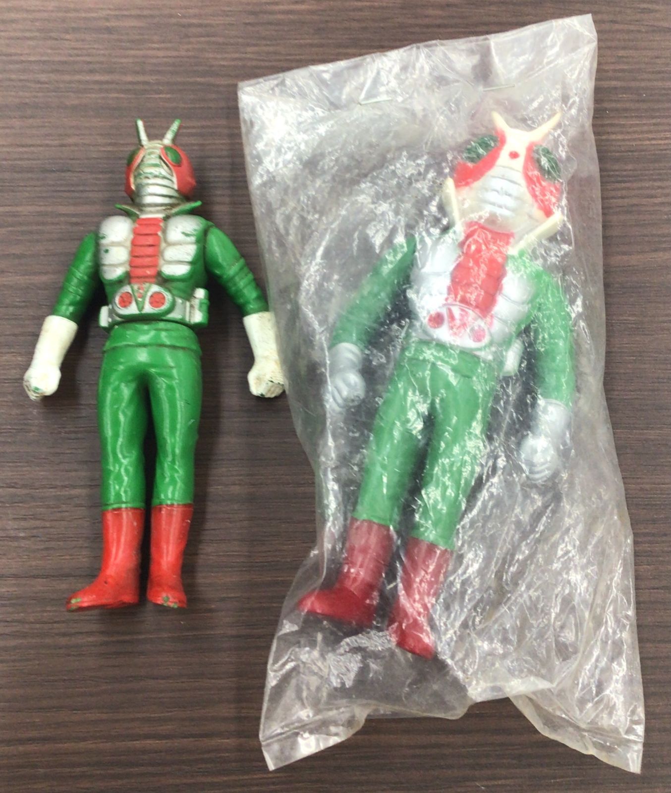 【中古品・現状品】仮面ライダー　２体セット　K-812
