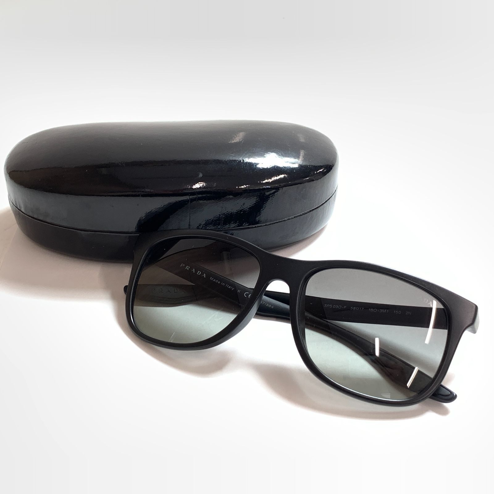 f001 K 2. 美品 PRADA プラダ サングラス SPS03O-F ブラック 58□17