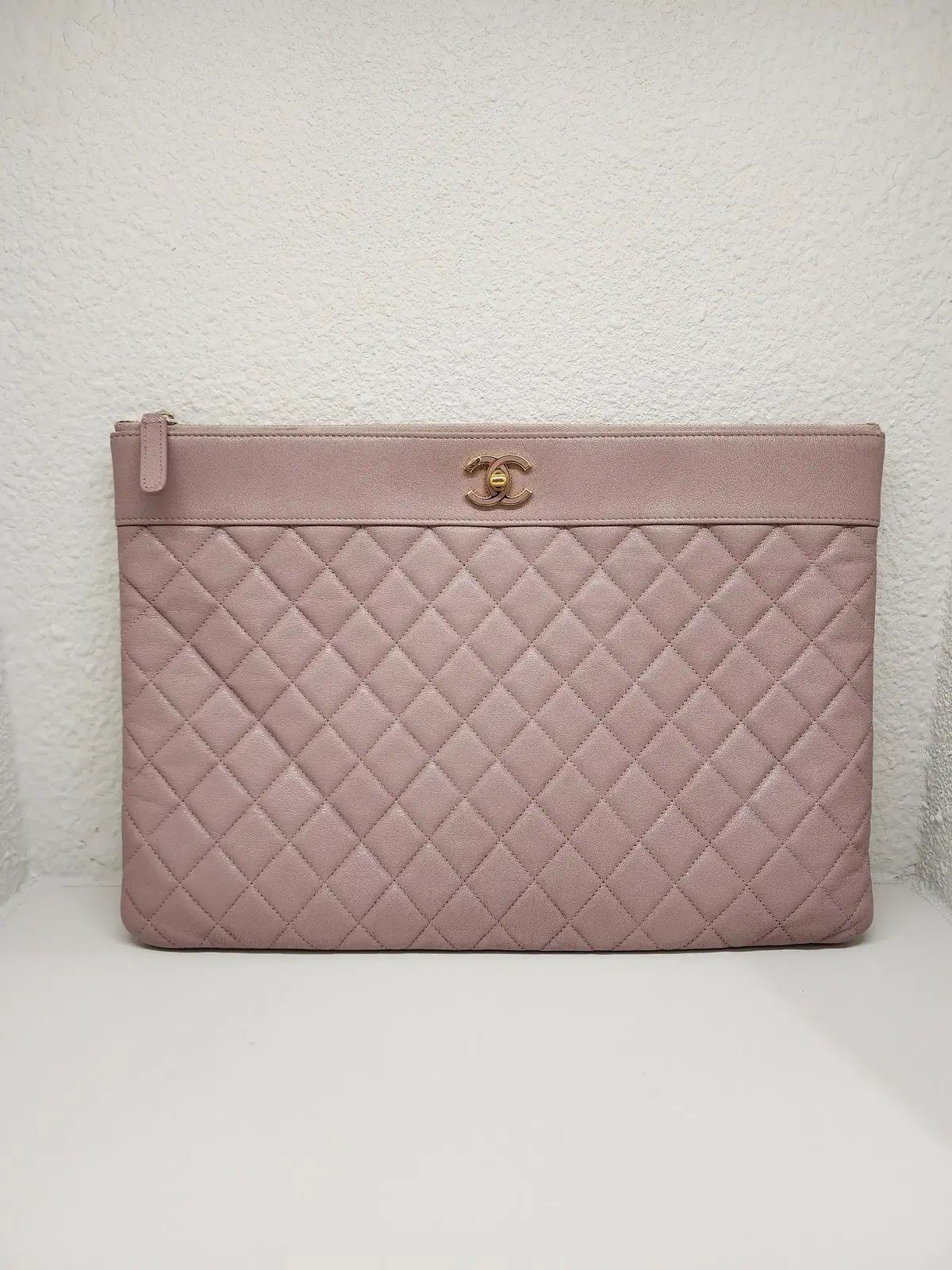 CHANEL ラムスキン マドモアゼル クラッチバッグ　美品 シャネル ラムスキン マドモアゼル クラッチバッグ ライト ピンク #22