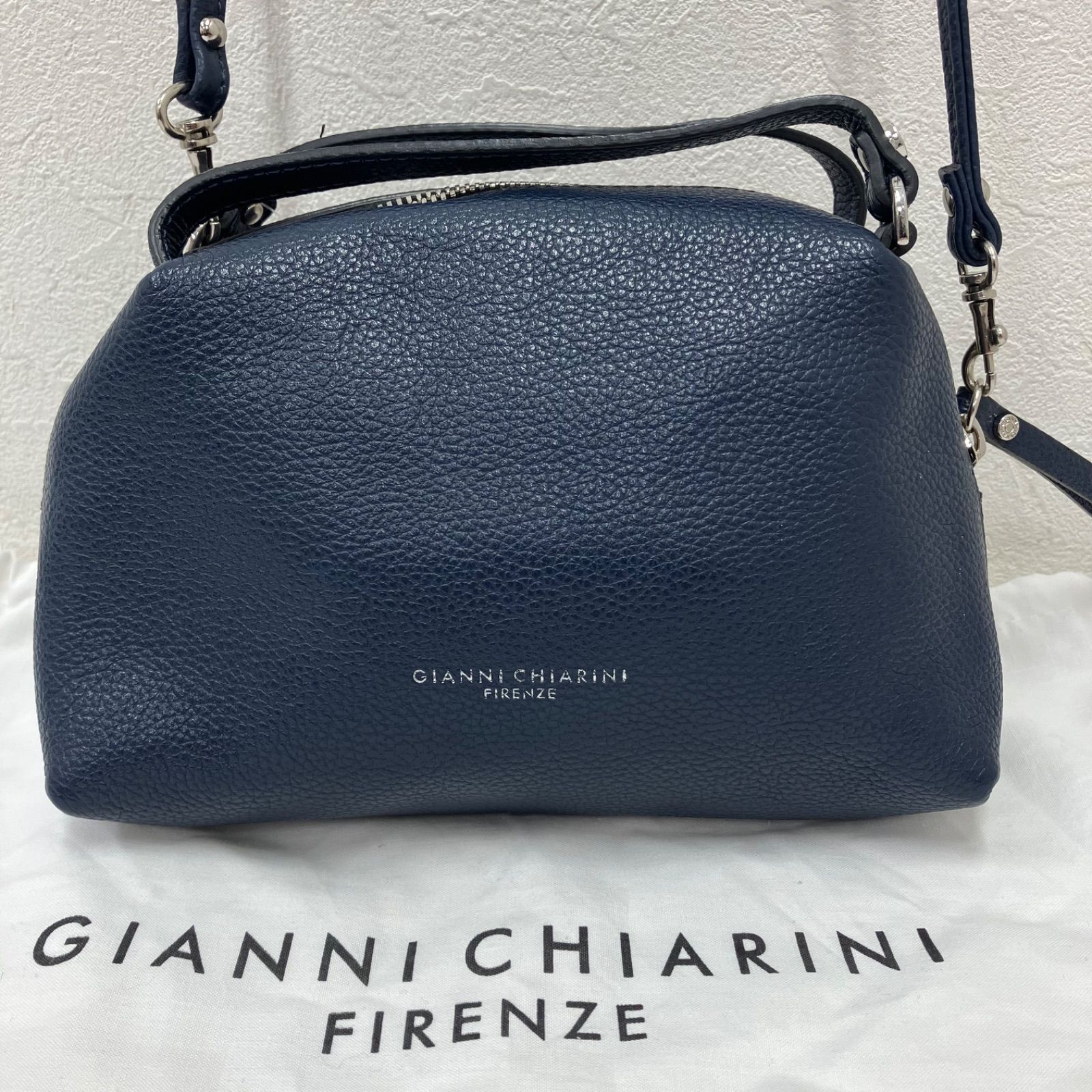 4323　GIANNI CHIARINI　ジャンニキャリーニ　ジャンニキアリーニ　アリファ　S　ARIFA　2way　ショルダーバッグ　ハンドバッグ　ネイビー　紺　レザー　レディース　小さめ　ミニ