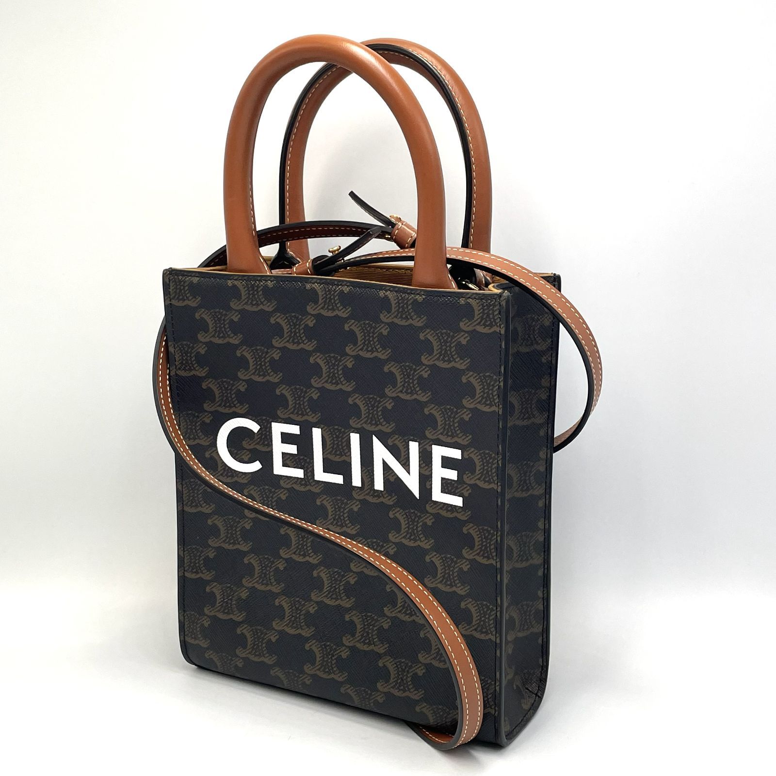 【トリオンフ柄が映える上品ミニバッグ/美品】CELINE セリーヌ トリオンフ ミニ バーティカル カバ 2WAYバッグ ハンドバッグ ショルダーバッグ ブラック ブラウン キャンバス カーフスキン ロゴバッグ 斜め掛け 肩掛け レディース 当店基準真贋確認済