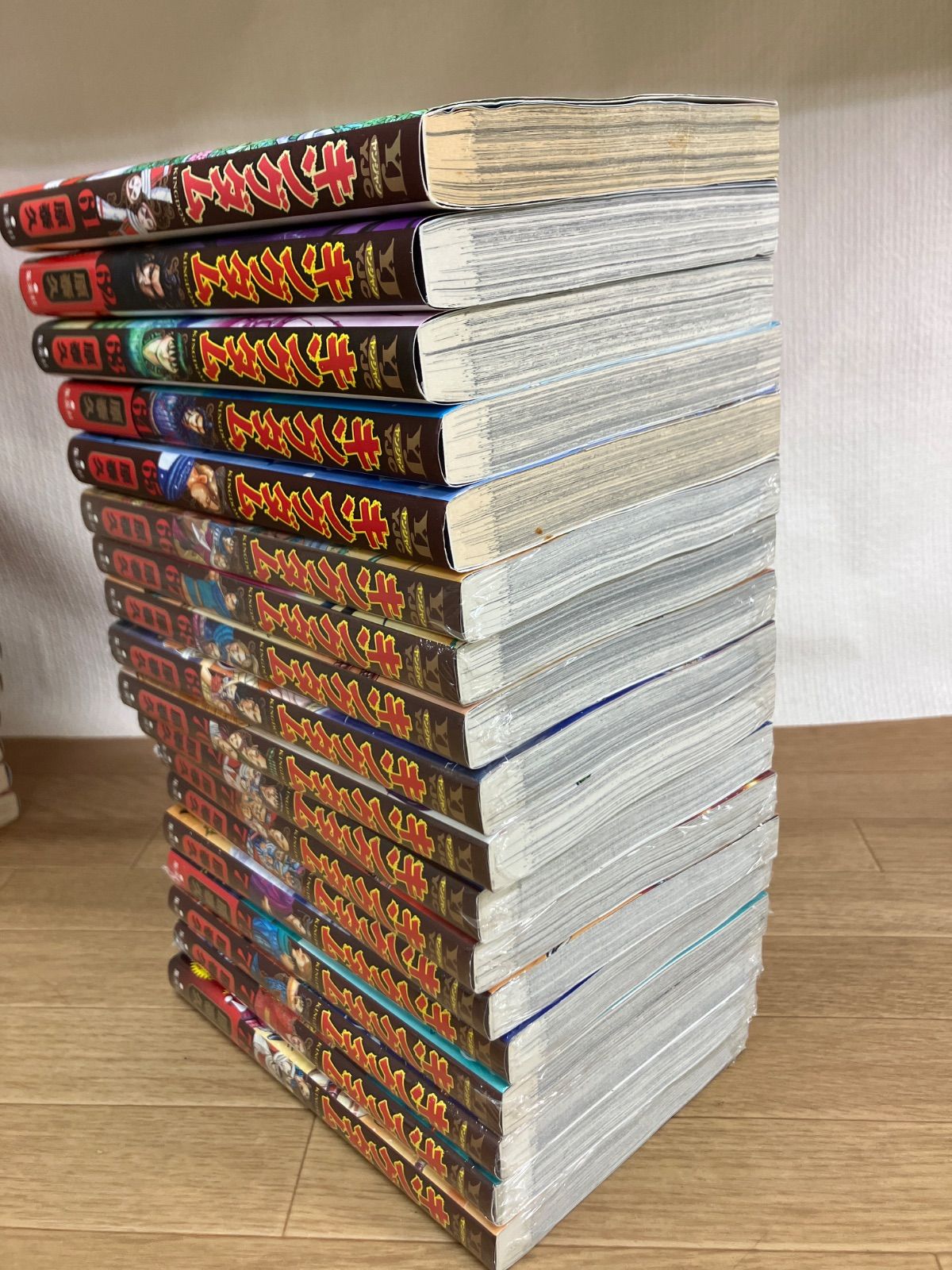 ☆【未開封10冊以上】キングダム 1～78巻 全巻＋関連本3冊 コミック