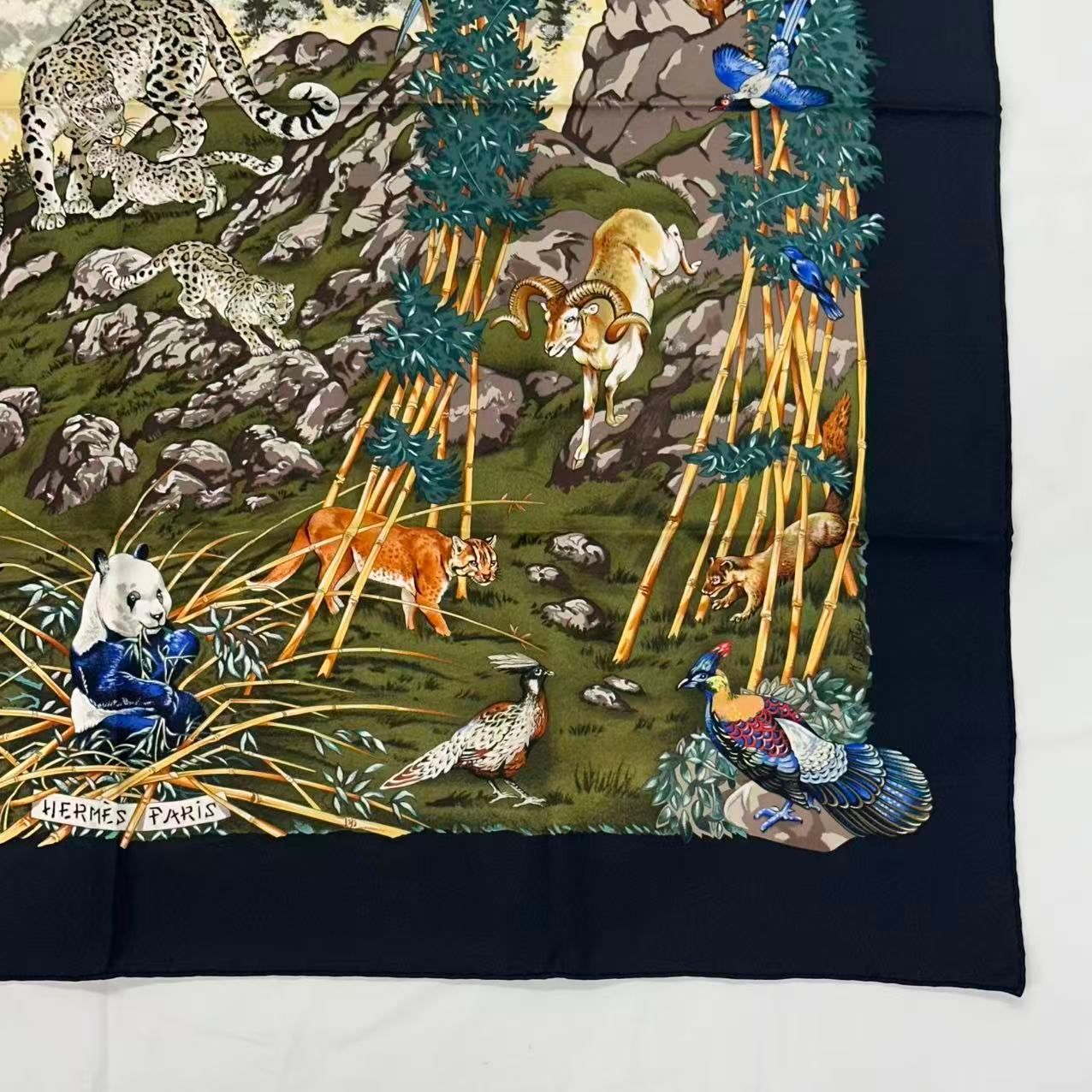 新品同様 HERMES エルメス カレ90 スカーフ シルク SICHUAN 四川省