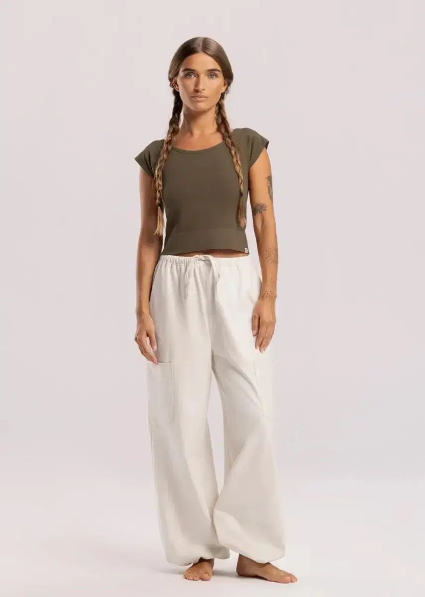 BUDHI MUDRA Out pocket wide pants